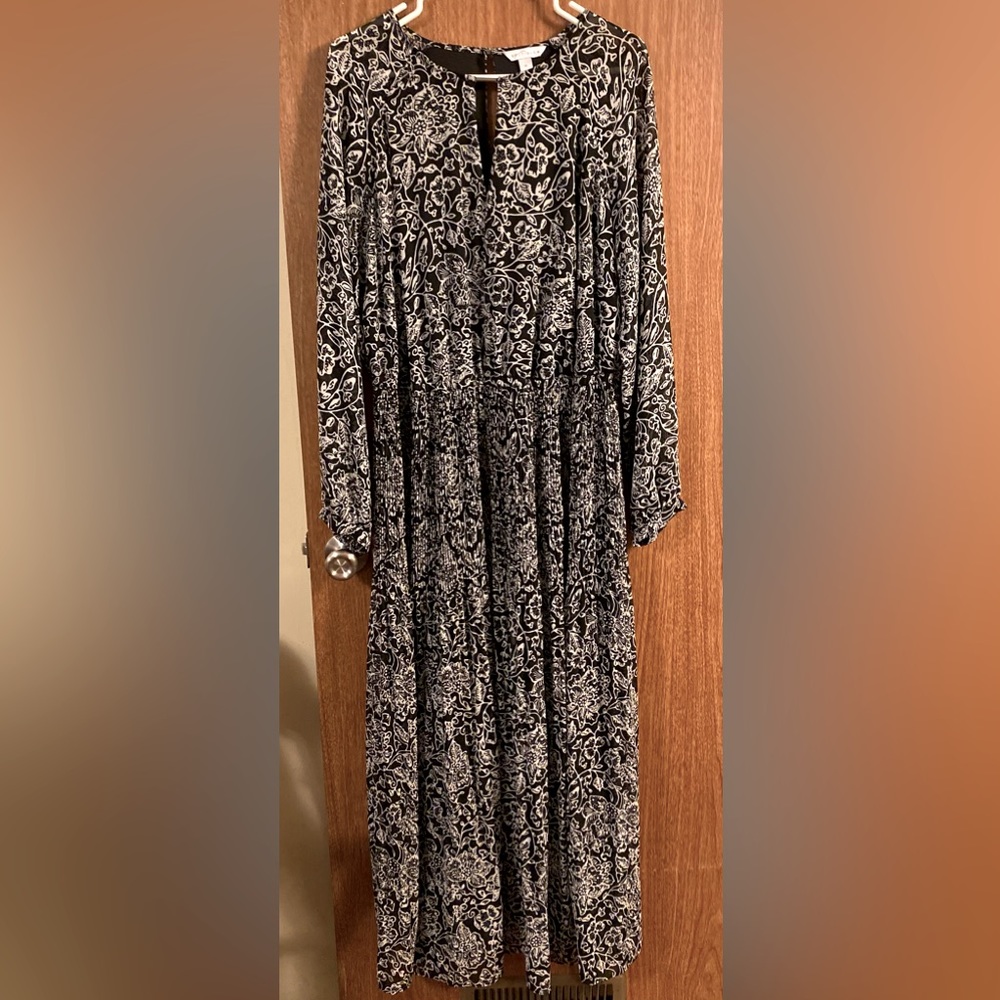 Full length & long sleeve dress